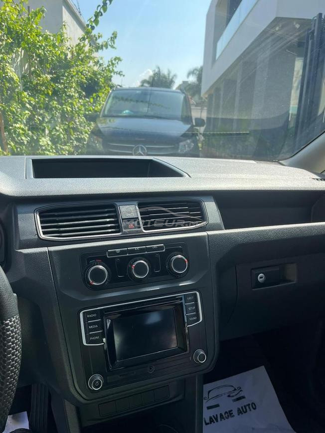 Volkswagen Caddy Diesel Manuelle 2018 à Rabat