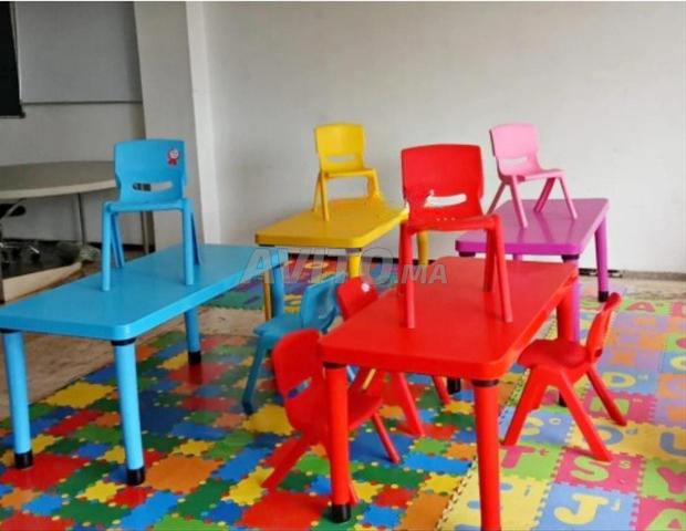 Mobilier de Crèche pour Enfants Tables et Chaises - 2