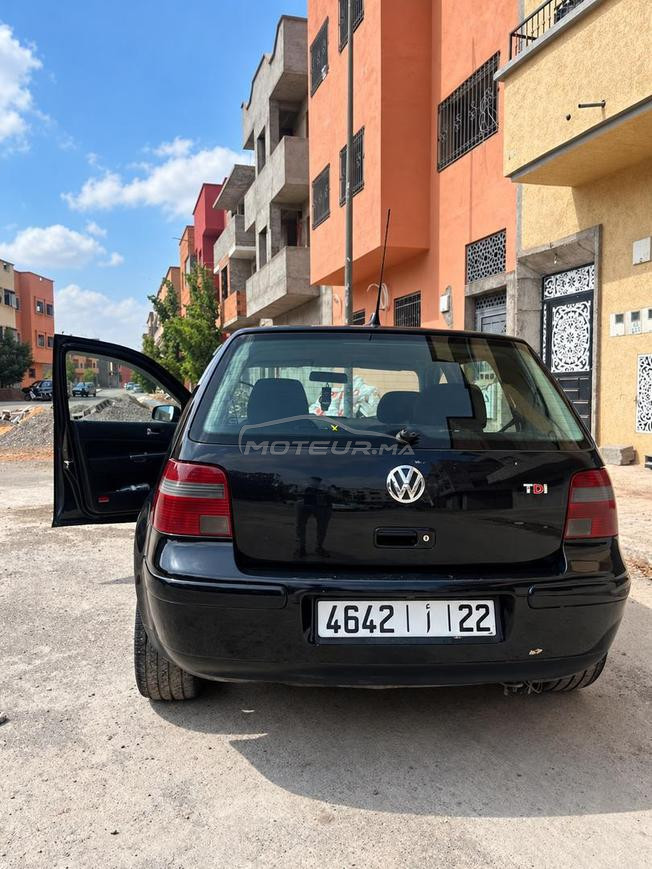 Volkswagen Golf 4  à Marrakech