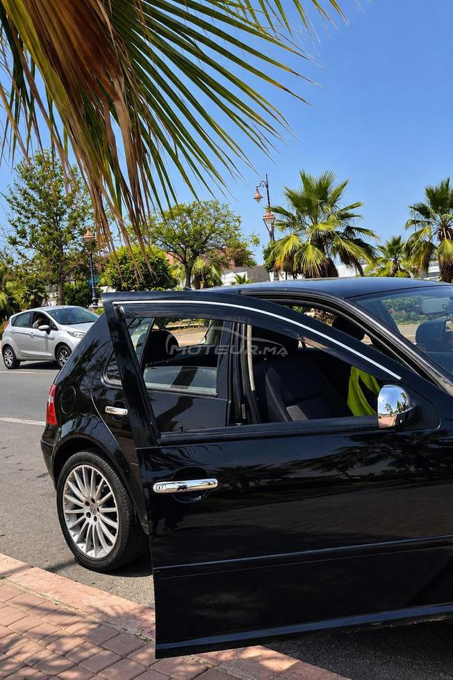 Volkswagen Golf 4  à Marrakech