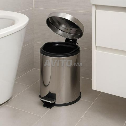 Poubelle à pédale inox - 2