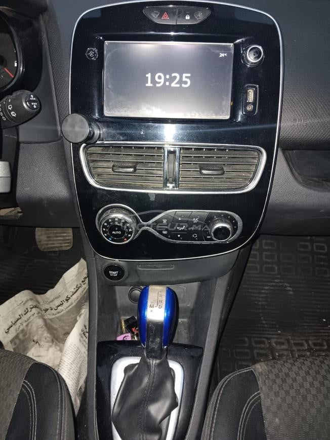Clio Diesel Automatique 2017 full options 