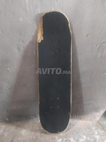 Planche à roulettes (skateboard) à vendre - 2