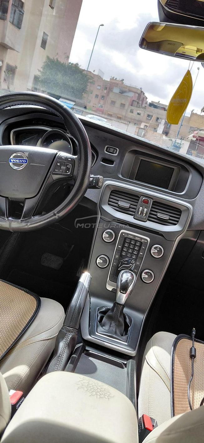 volvo v40 bon état