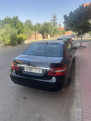 Mercedes E220 modèle 2012 - 2