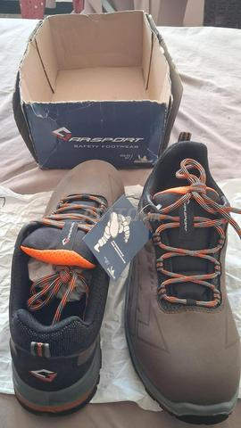 Chaussures de sécurité taille 45 importées - 2
