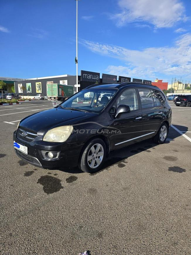 kia carens 