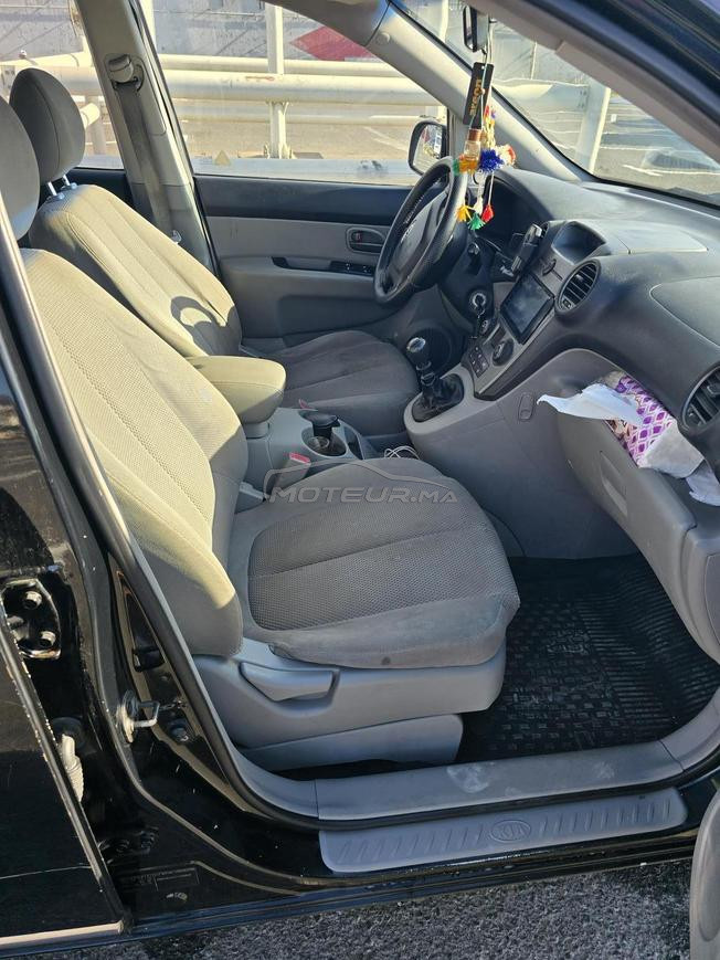 kia carens 