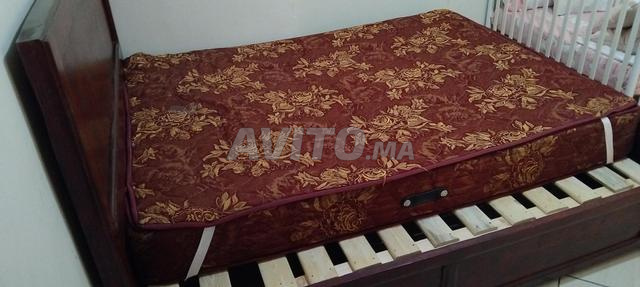 🛏️ Matelas bon état – 1.40 x 1.90 m