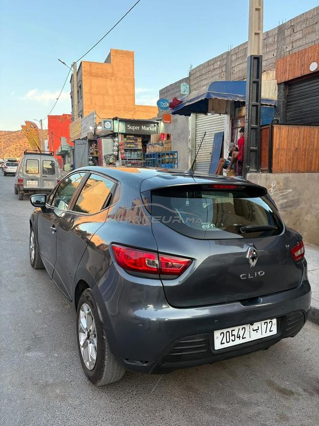 Renault Clio Diesel Manuelle 2019 à Agadir