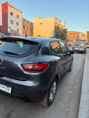Renault Clio Diesel Manuelle 2019 à Agadir - 2
