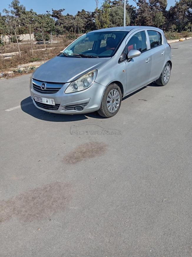 opel corsa 2010 essence 