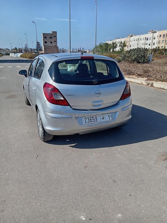 opel corsa 2010 essence 
