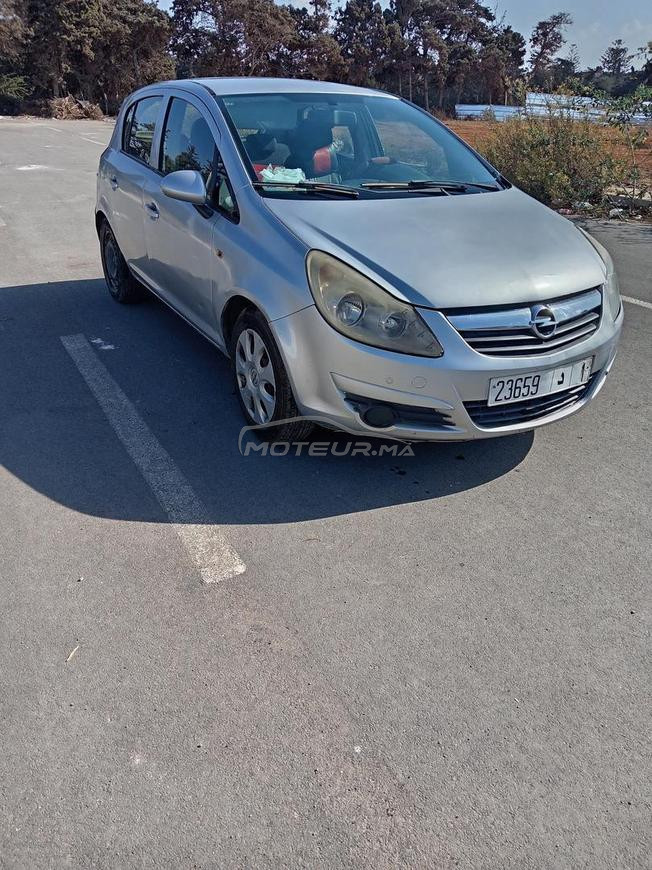 opel corsa 2010 essence 