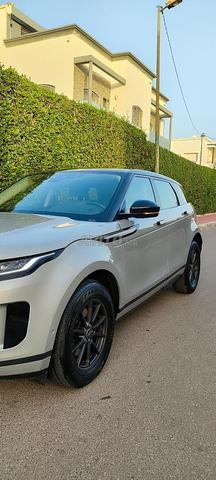 رينج روفر إيفوك بيبي فيلار شبه جديدة