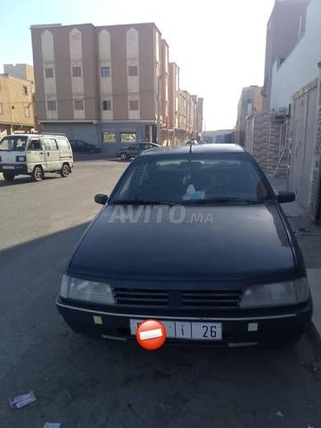 Peugeot 405 essence manuelle 1990 à Laayoune - 2