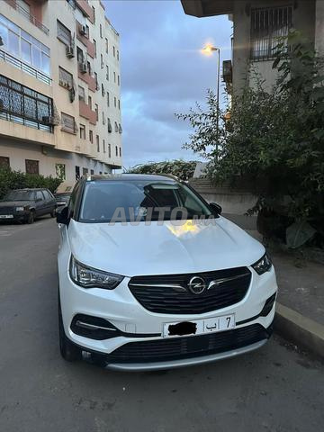 Opel Grandland Diesel Manuelle 2021 à Casablanca - 2