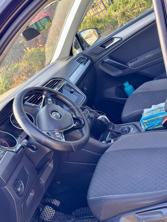 Volkswagen tiguan   t