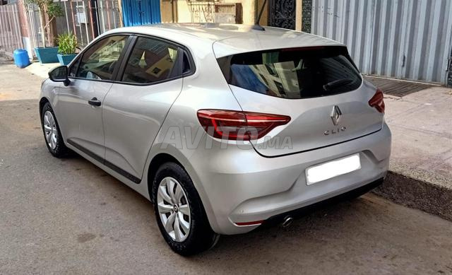 Clio 5 manuelle 2023 à Casa
