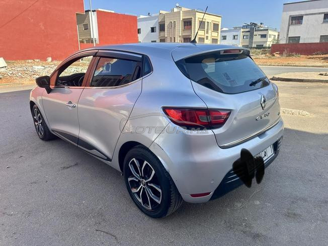 Renault Clio Diesel Automatique 2017 à Salé
