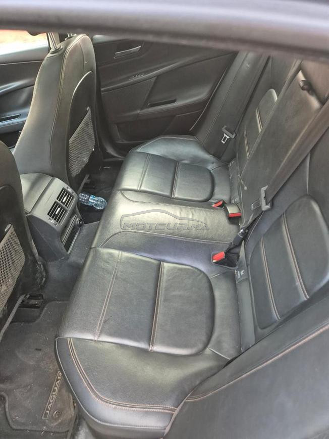 Jaguar XE  2.0l 180 ch rréprochable 