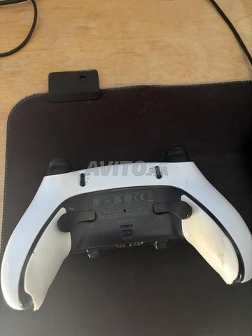 Bonjour je vend cette manette pro dualsense edge - 2