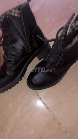 Bottes d'hiver d'occasion élégantes, bon état, prix très raisonnable - 2