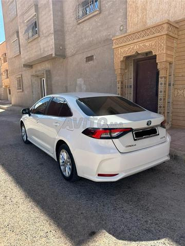 TOYOTA COROLLA - 2