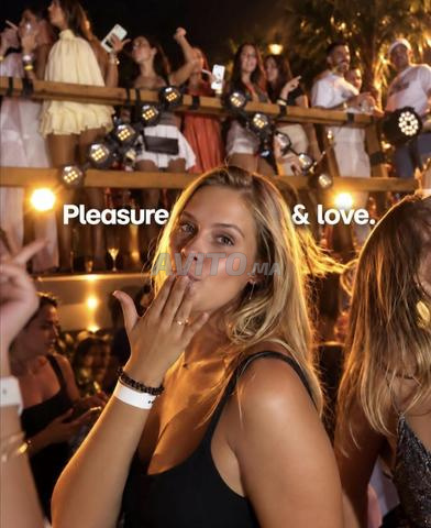 4 billets seulement pour filles - 2