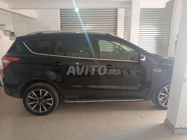 Ford Kuga automatique Titanium - 2