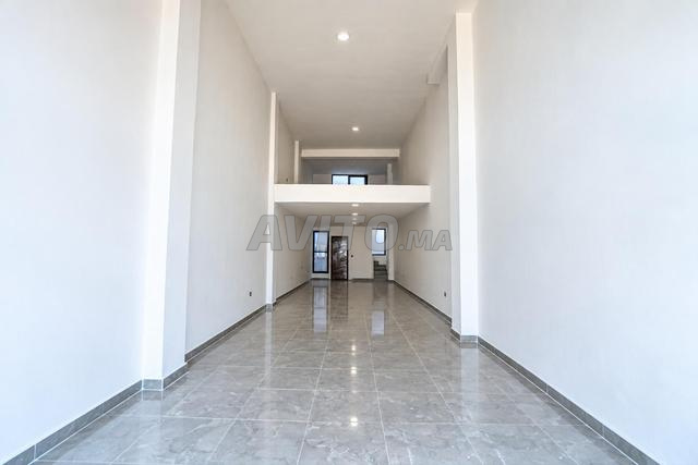 Magasin Premium 121 m² sur Voie 50m Bouskoura - 2