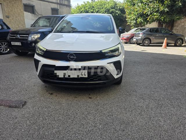 Opel Crossland Diesel Manuelle 2024 à Tanger - 2