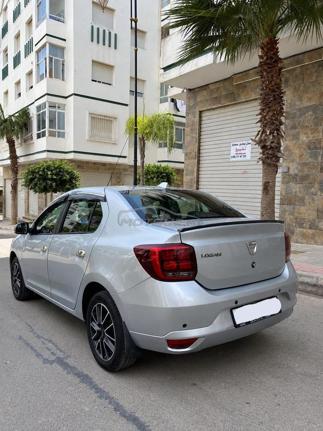 Dacia Logan Prestige 2021 première man
