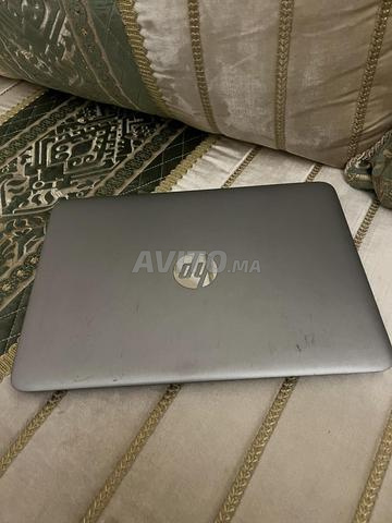 HP EliteBook 820 G3 - 2
