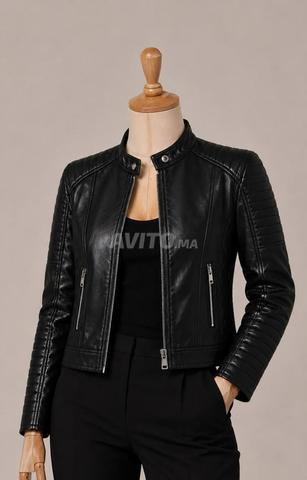 Veste en cuir élégante à très bon prix - 2