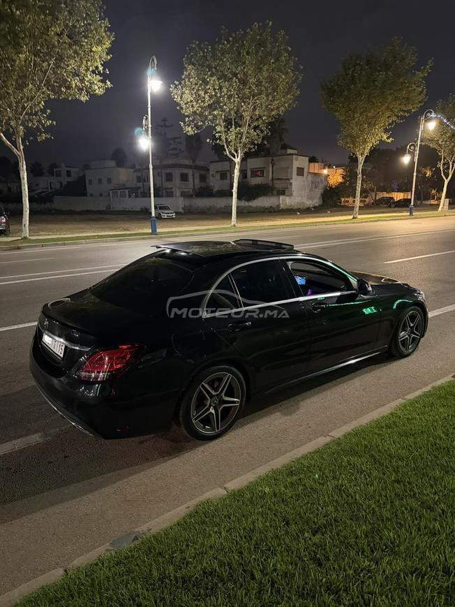 Mercedes-Benz 220 Diesel Automatique 2019 à Fès
