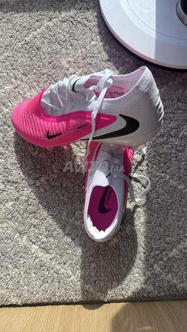Chaussures Nike Phantom 6 taille 42 - 2