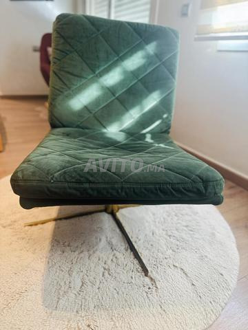 agnifique Fauteuil en Velours Vert Capitôné  - 2