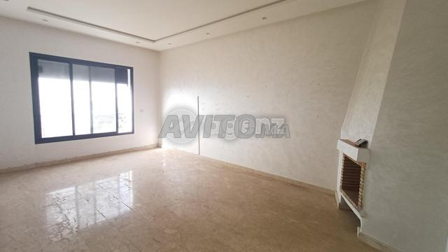 CMN-SI-2084 - Appartement à vendre à Bourgogne Est