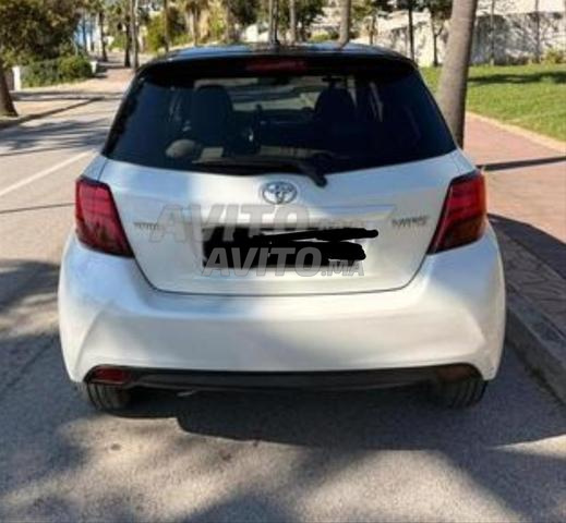À vendre Yaris essence première main - 2