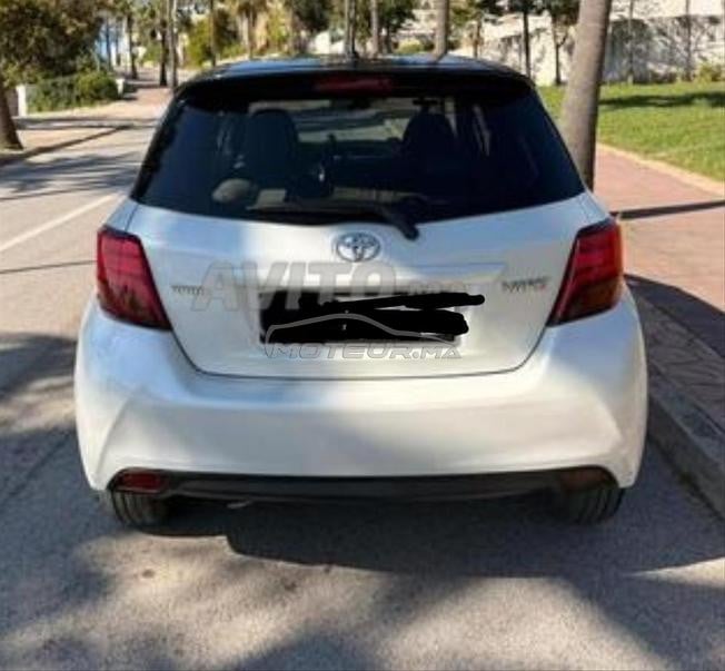 À vendre Yaris essence première maiin