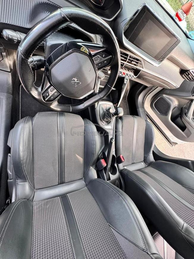 Peugeot 2008 modele 2020