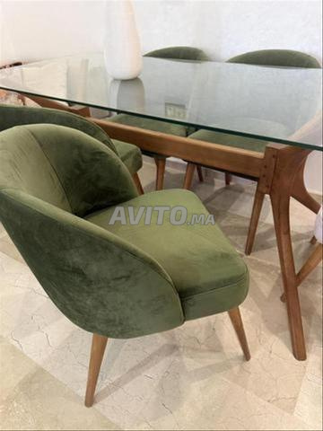 Table à manger avec chaises