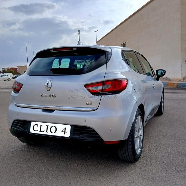 Clio 4 intense en exellent état 