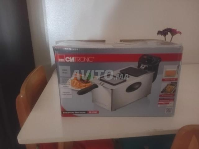 Friteuse jamais utilisée, prix à négocier