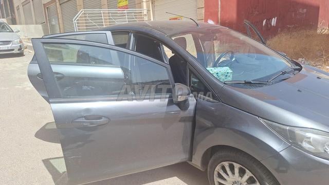 Voiture Ford à vendre - 2