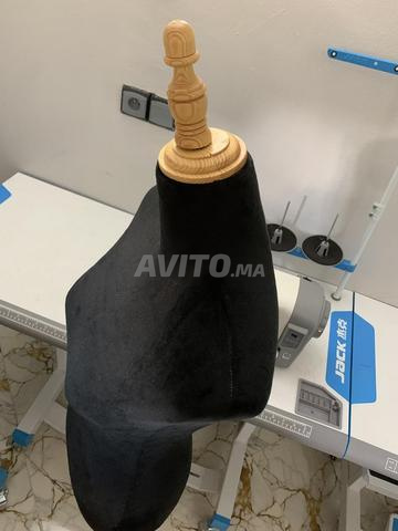 Mannequin en bois à vendre, neuf et en bois de qualité supérieure - 2
