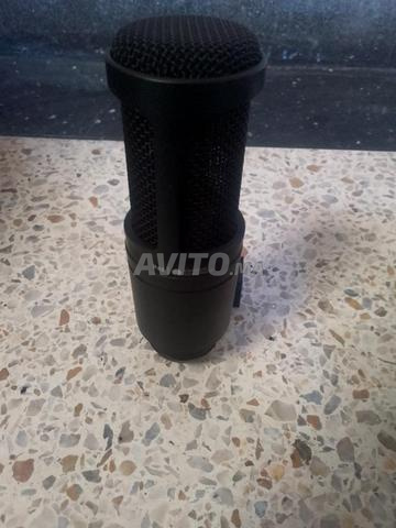 Audio Technica AT 2020 للبيع