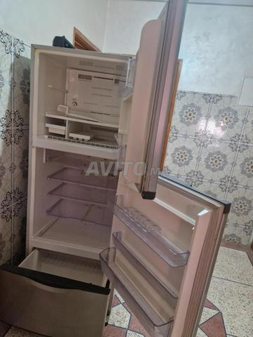 Réfrigérateur Toshiba, capacité 350L, 3 portes, en bon état - 2