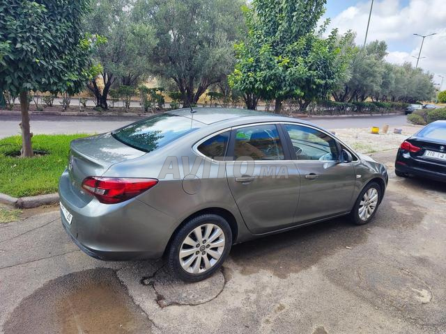 Opel Astra Berline - 2